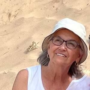 Meet your Posher, Madeleine